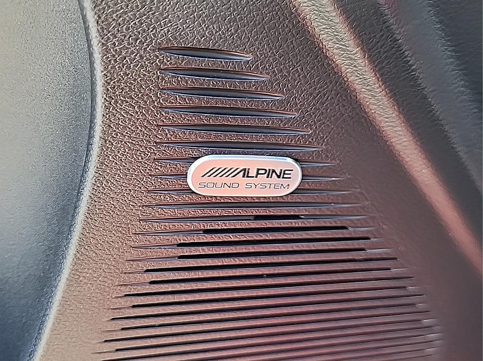 2022 Dodge Challenger R/T - Photo 15