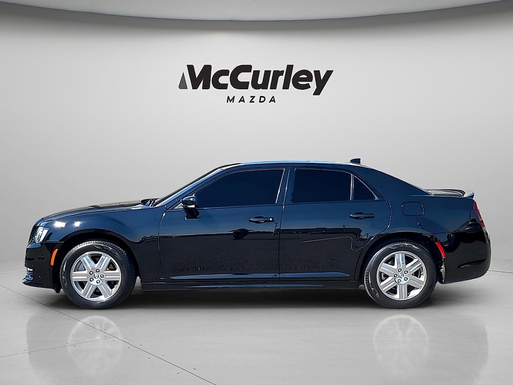 Used 2022 Chrysler 300 S