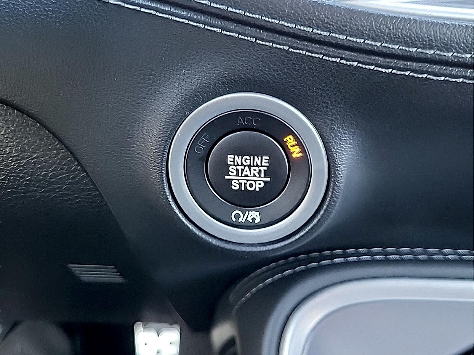 2022 Dodge Challenger R/T - Photo 28