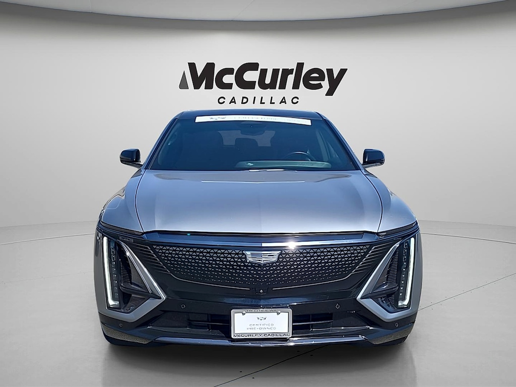 Used 2024 Cadillac Lyriq Sport w/1SF