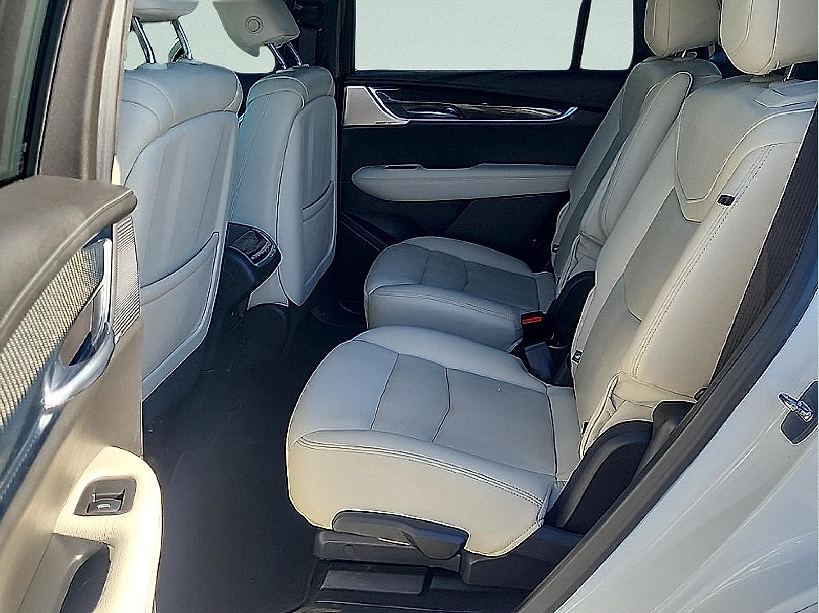 2023 Cadillac XT6 Sport - Photo 12