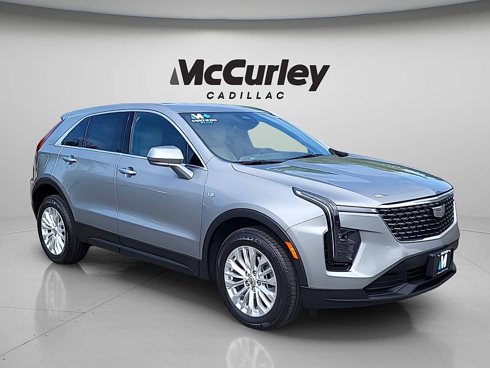 2024 Cadillac XT4 Luxury FWD's photo
