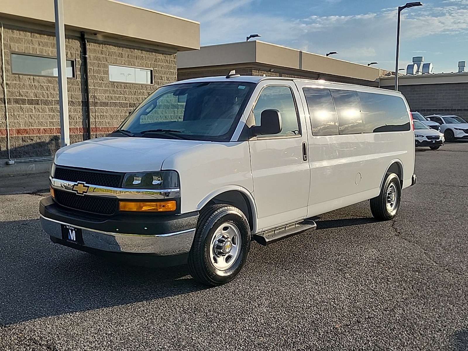 Used 2025 Chevrolet Express Passenger RWD 3500 Extended Wheelbase LT