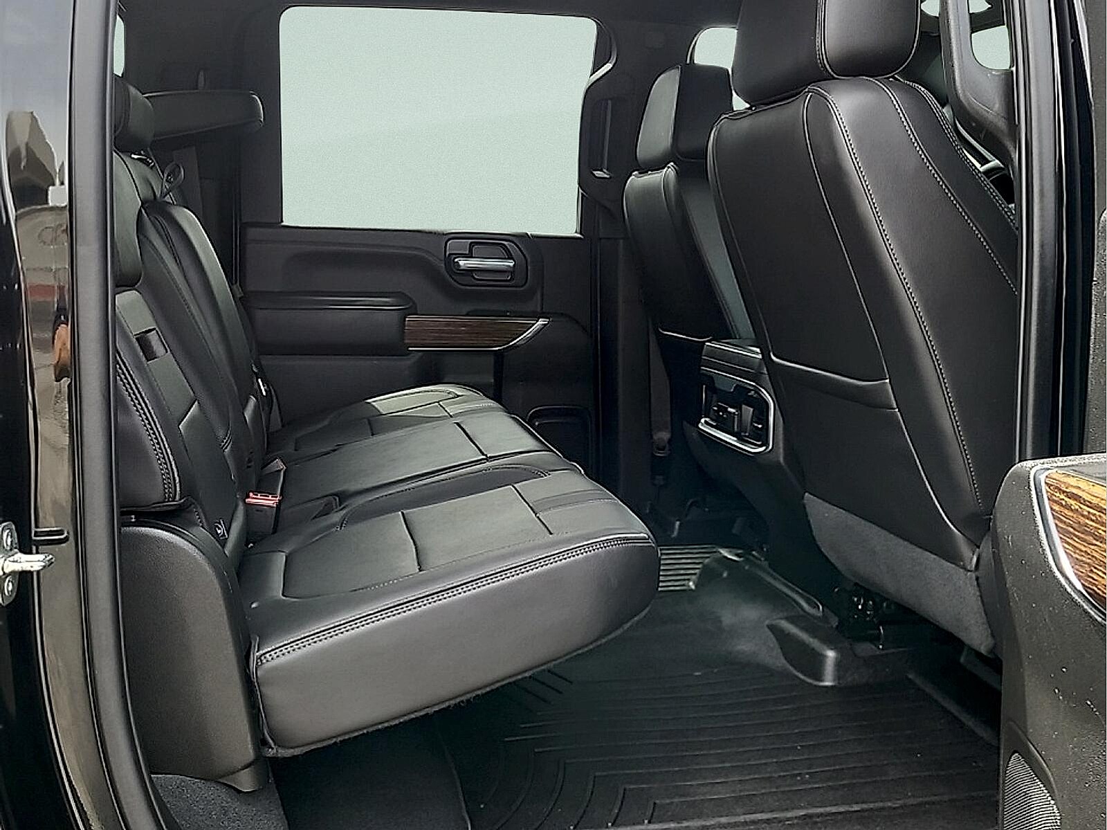 2022 Chevrolet Silverado 3500HD High Country - Photo 11