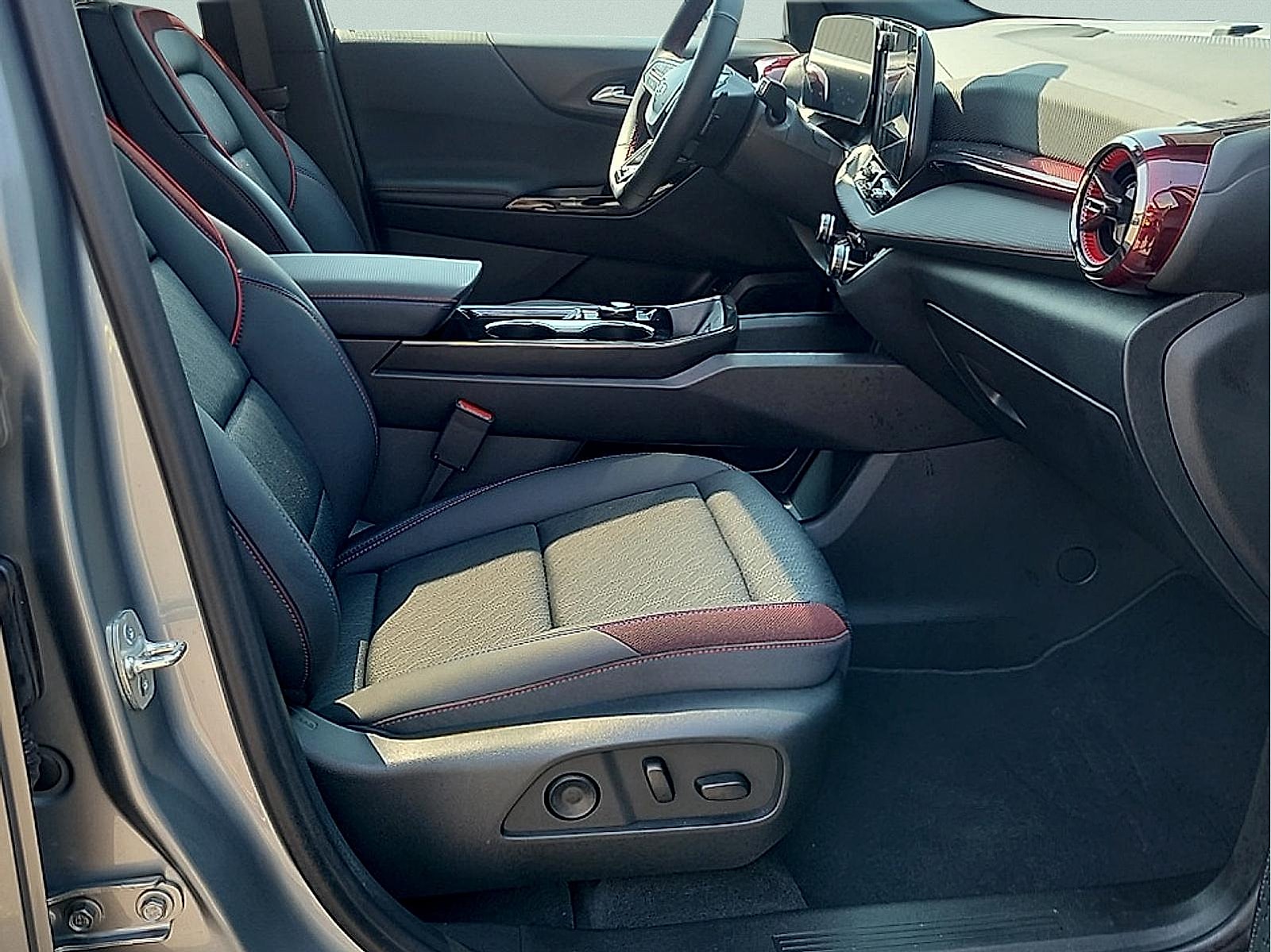 2026 Chevrolet Equinox RS - Photo 10