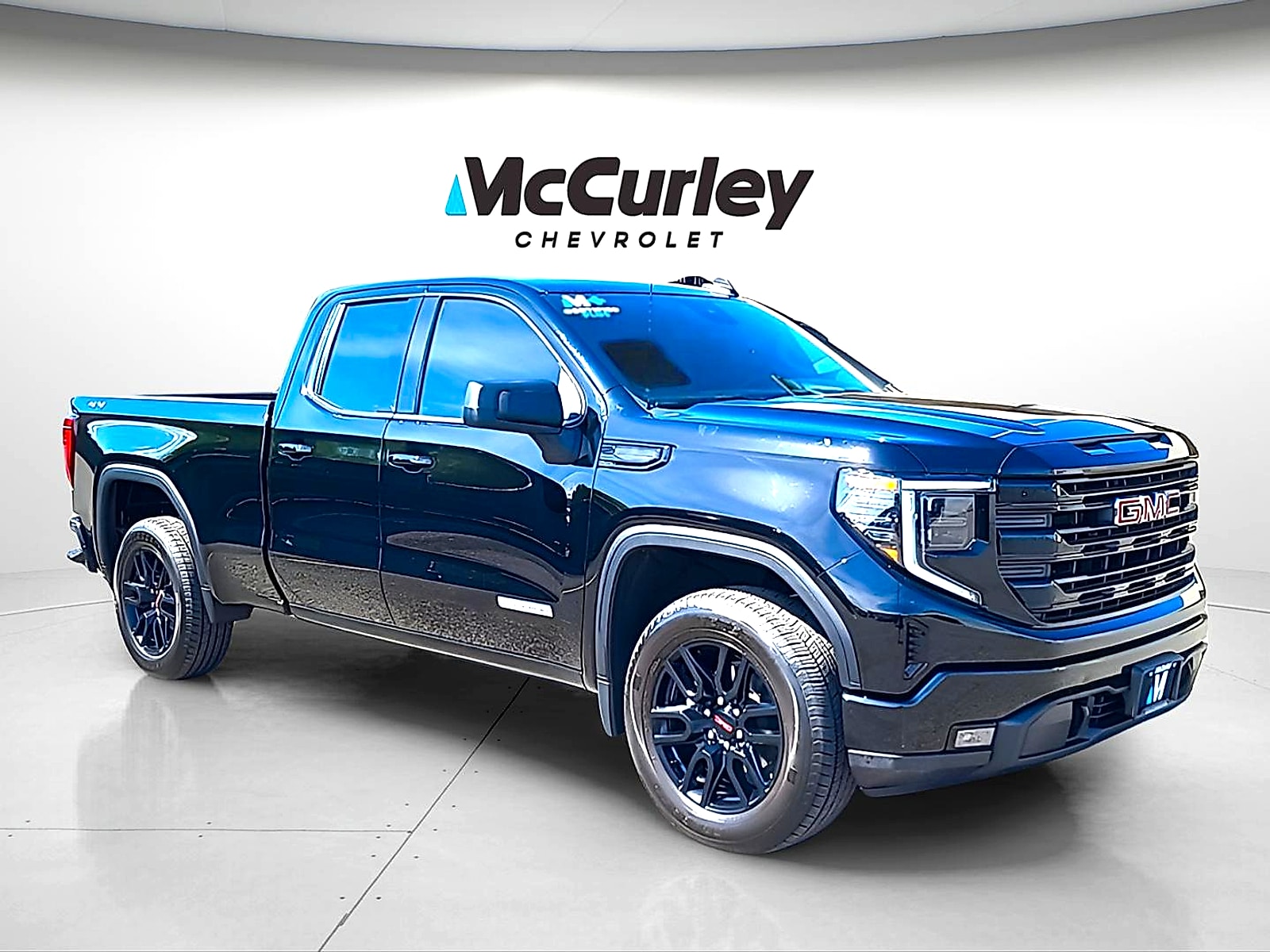 2024 GMC Sierra 4WD Double Cab Standard Box Elevation's photo