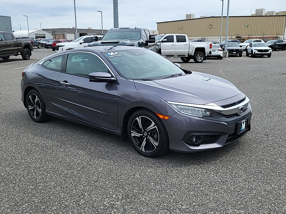2016 Honda Civic Touring CVT's photo