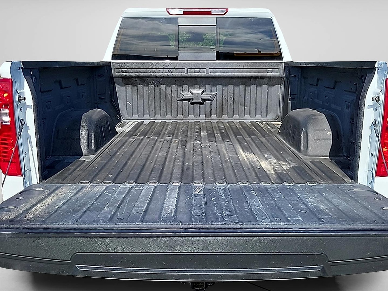 2025 Chevrolet Silverado 1500 LT - Photo 32