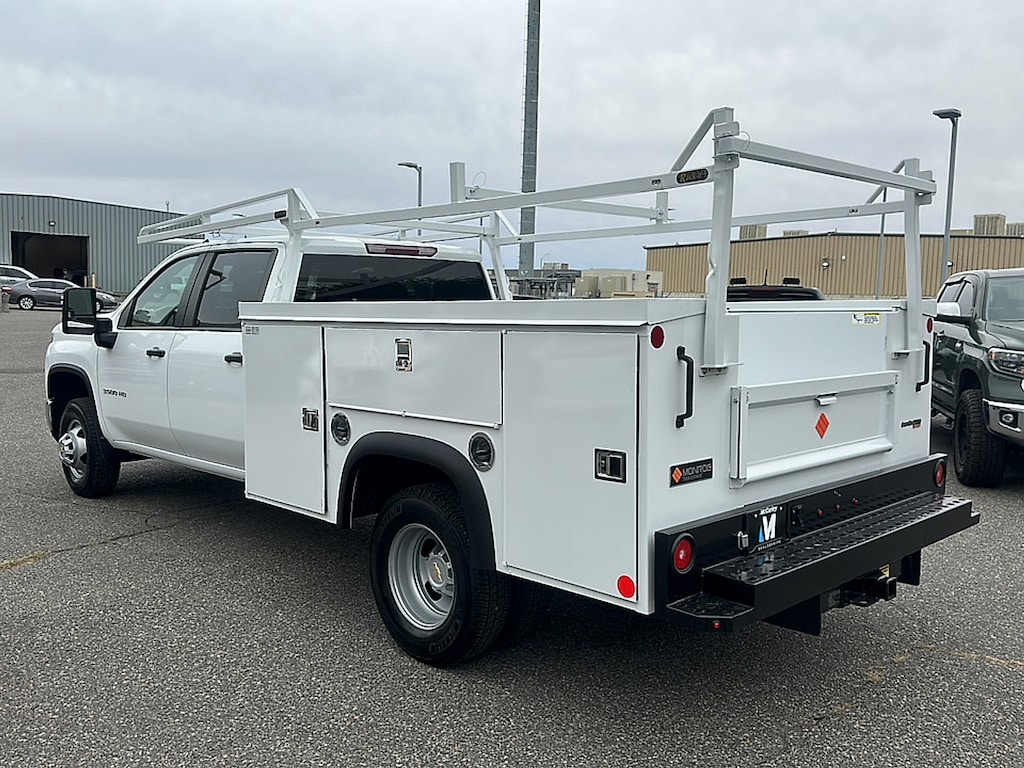 Used 2024 Chevrolet Silverado 3500HD Chassis Work Truck