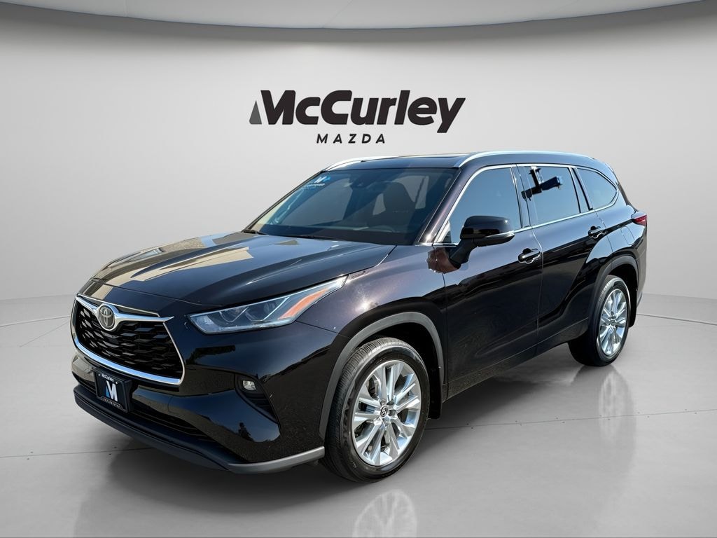 Used 2021 Toyota Highlander Limited SUV