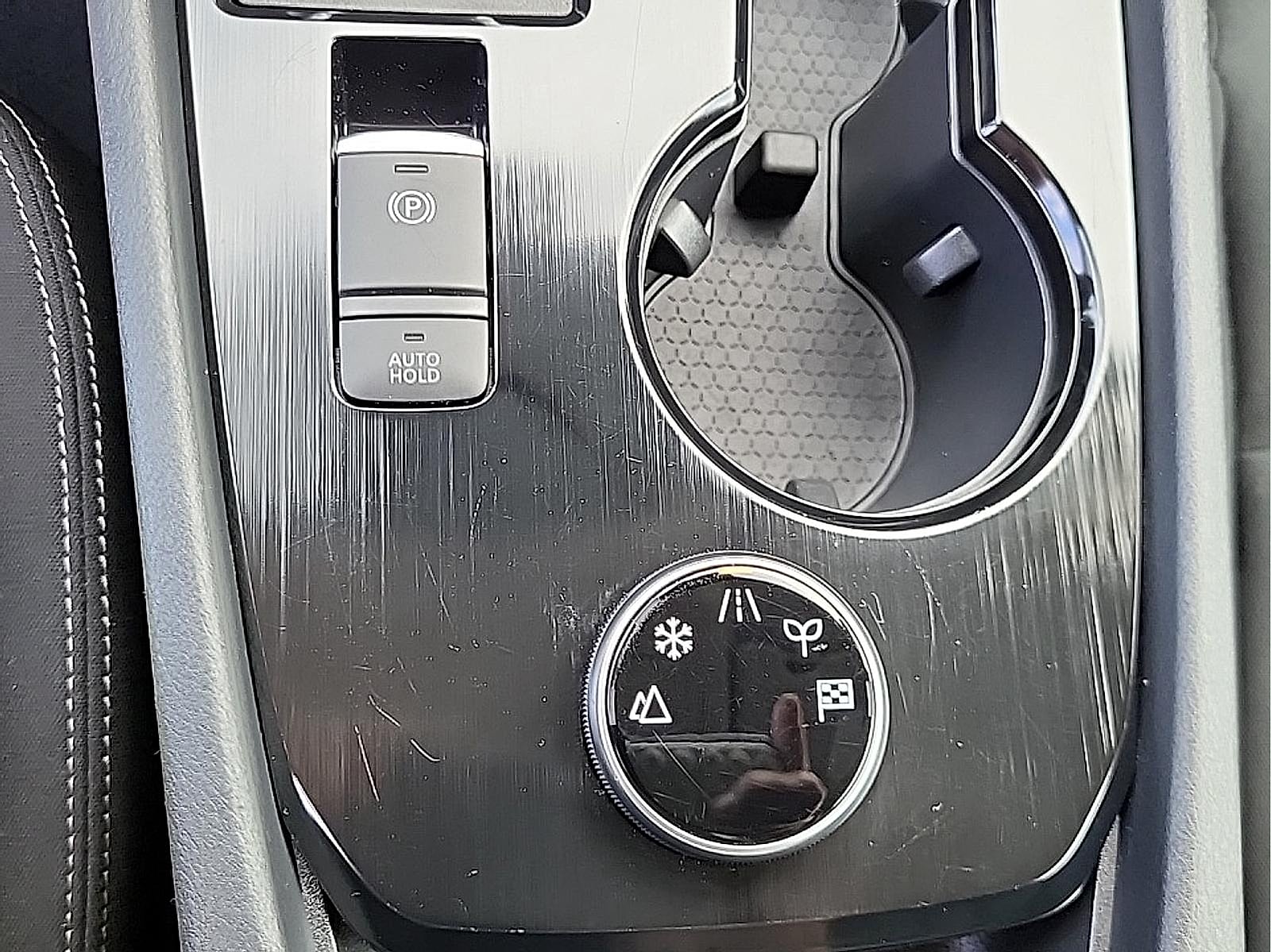 2024 Nissan Rogue S - Photo 26
