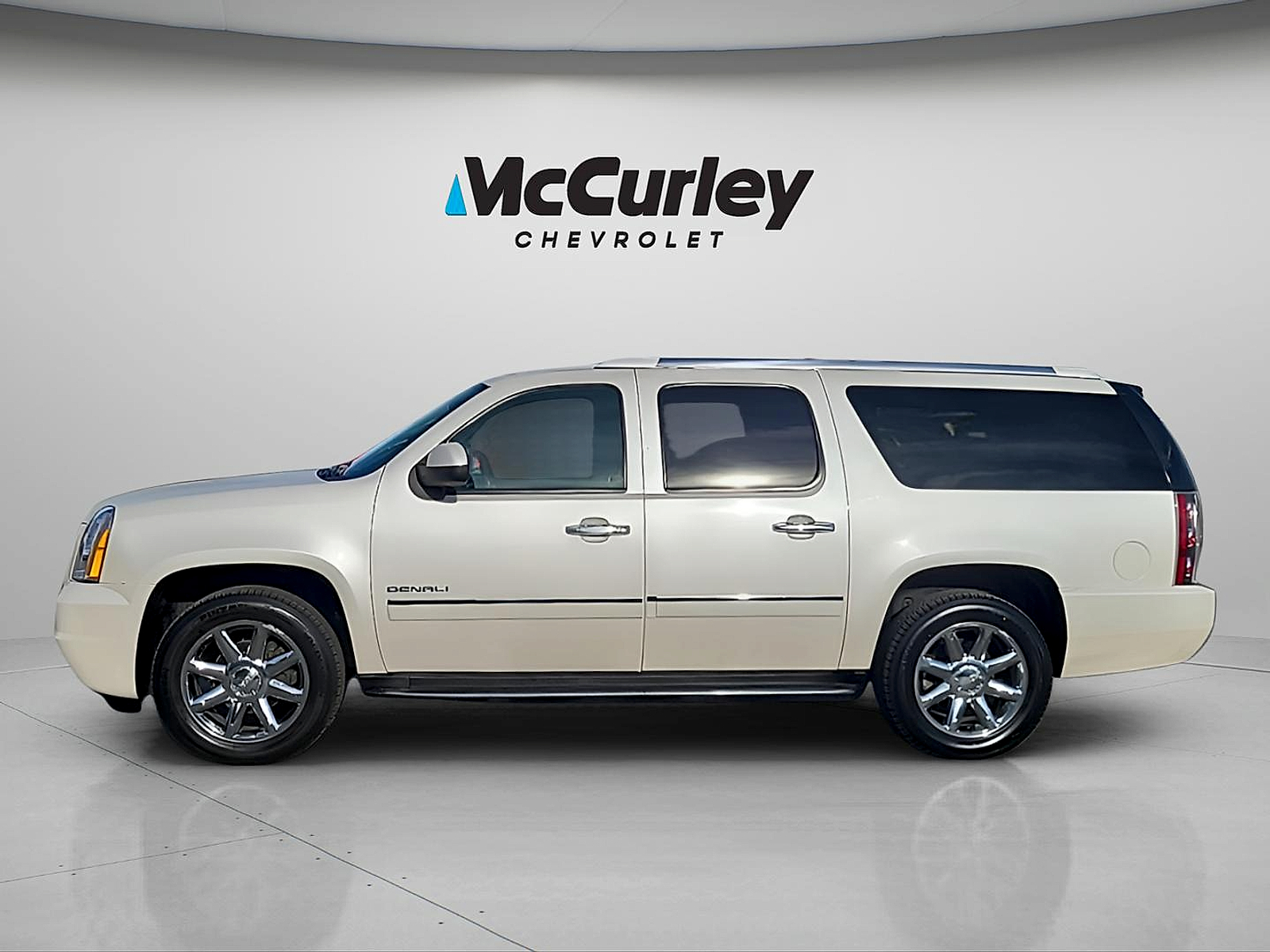 Used 2011 GMC Yukon XL 1500 Denali
