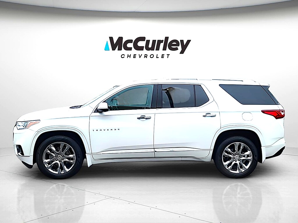 Used 2020 Chevrolet Traverse AWD High Country