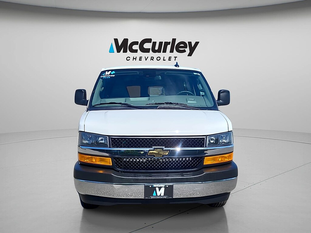 Used 2025 Chevrolet Express Passenger RWD 3500 Extended Wheelbase LT