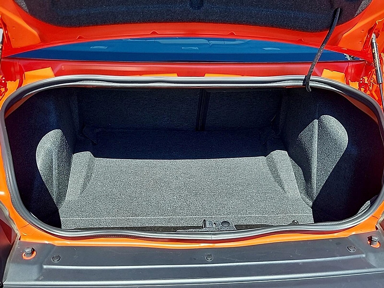 2022 Dodge Challenger R/T - Photo 29