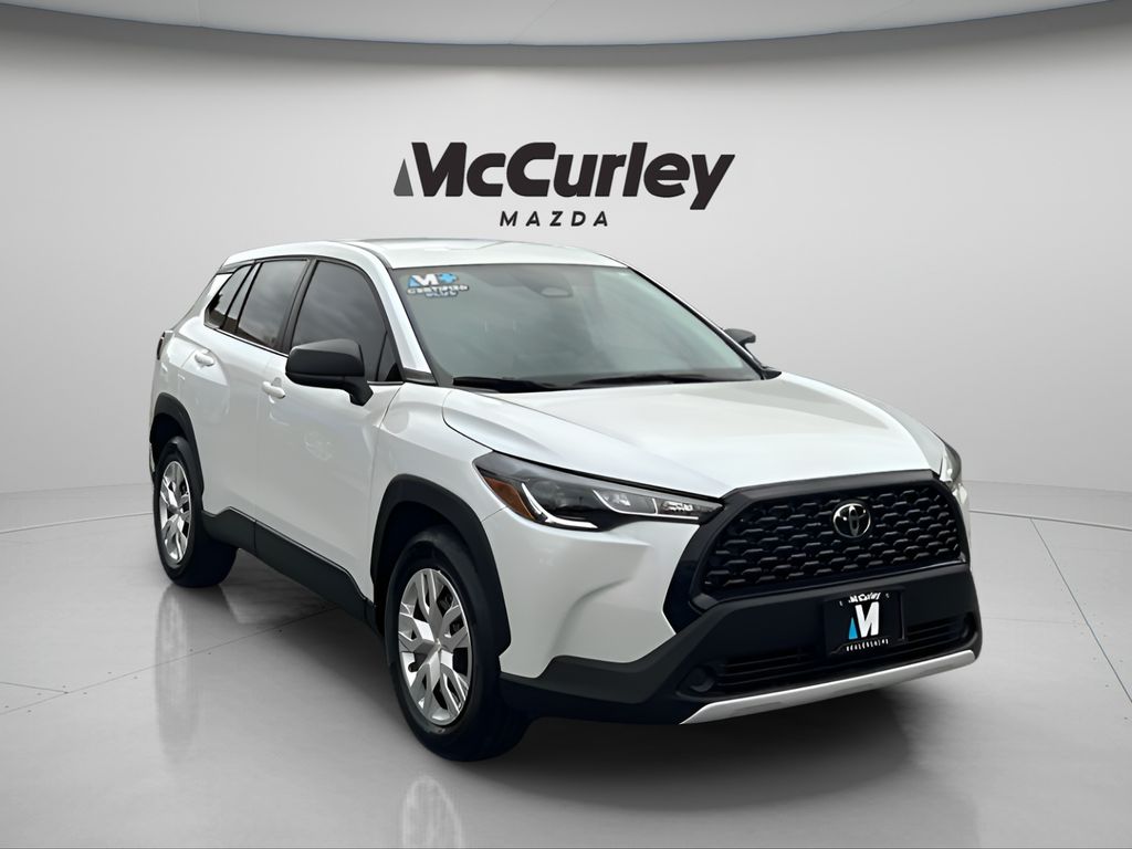 2024 Toyota Corolla Cross L's photo