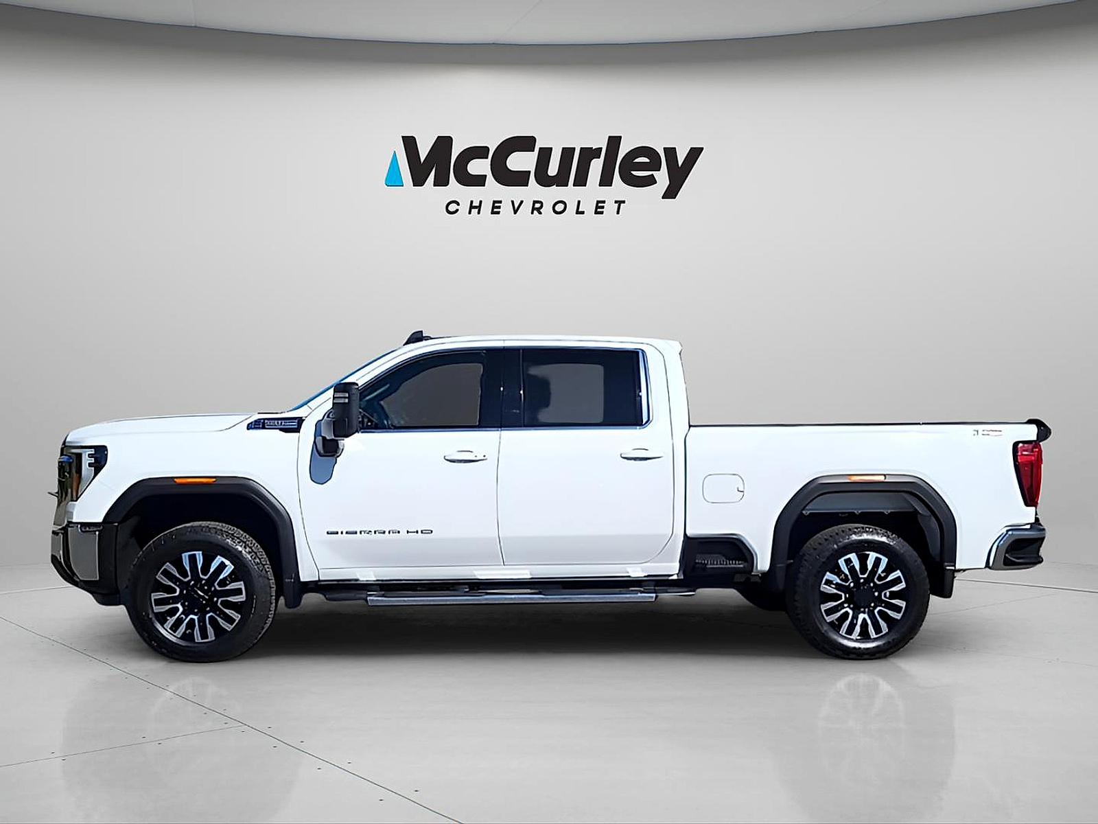 Used 2024 GMC Sierra 2500HD 4WD Crew Cab Standard Bed SLE