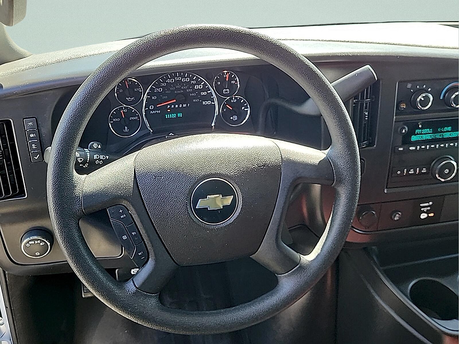 2024 Chevrolet Express Cargo Work Van - Photo 15