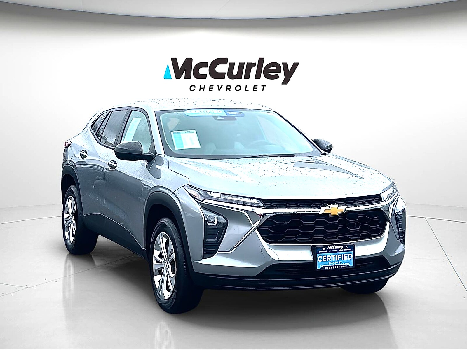 2024 Chevrolet Trax LS's photo