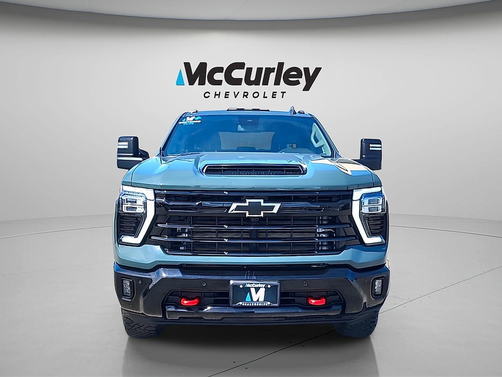 Used 2025 Chevrolet Silverado 3500HD 4WD Crew Cab Standard Bed LT
