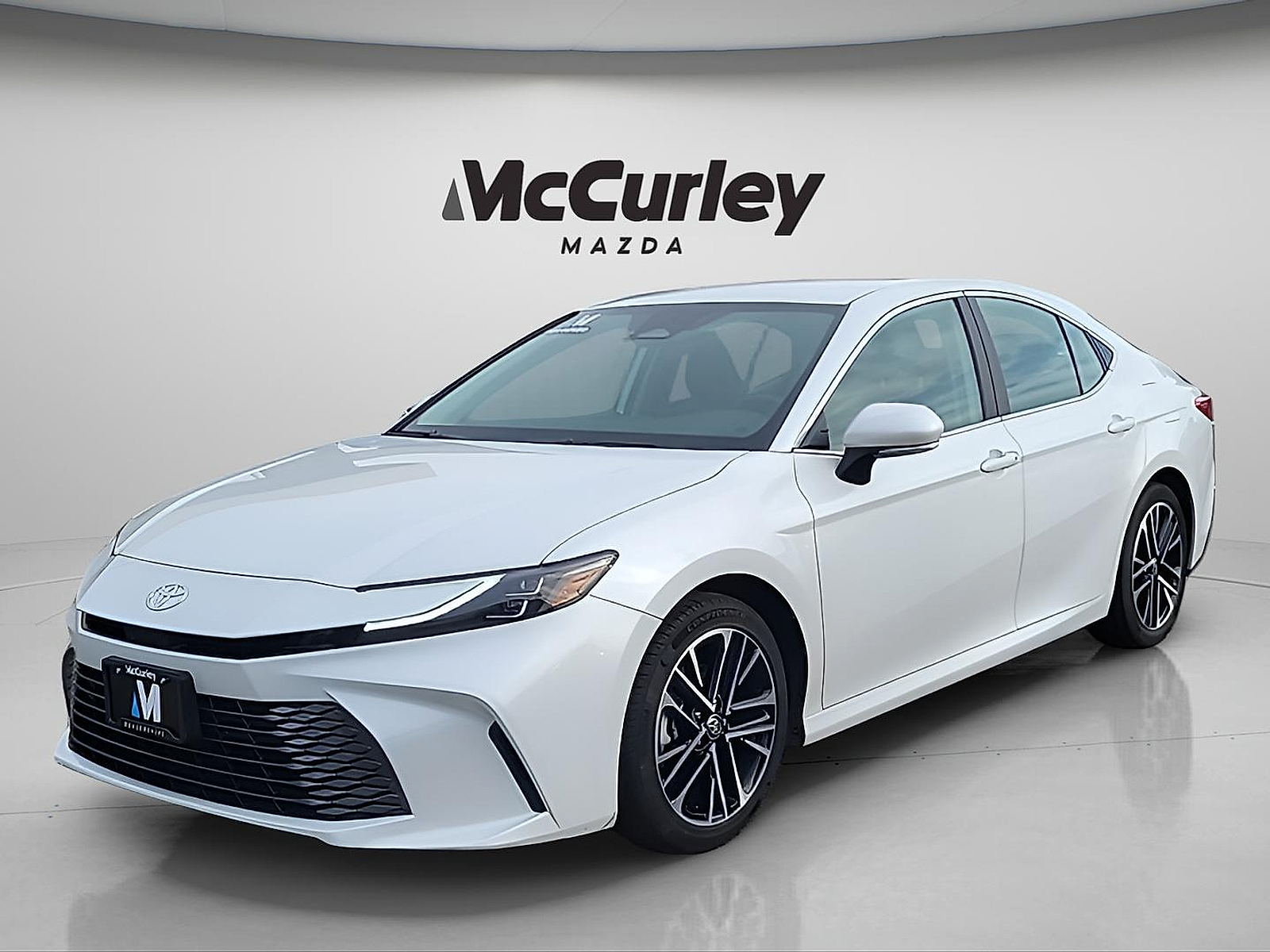 Used 2025 Toyota Camry XLE