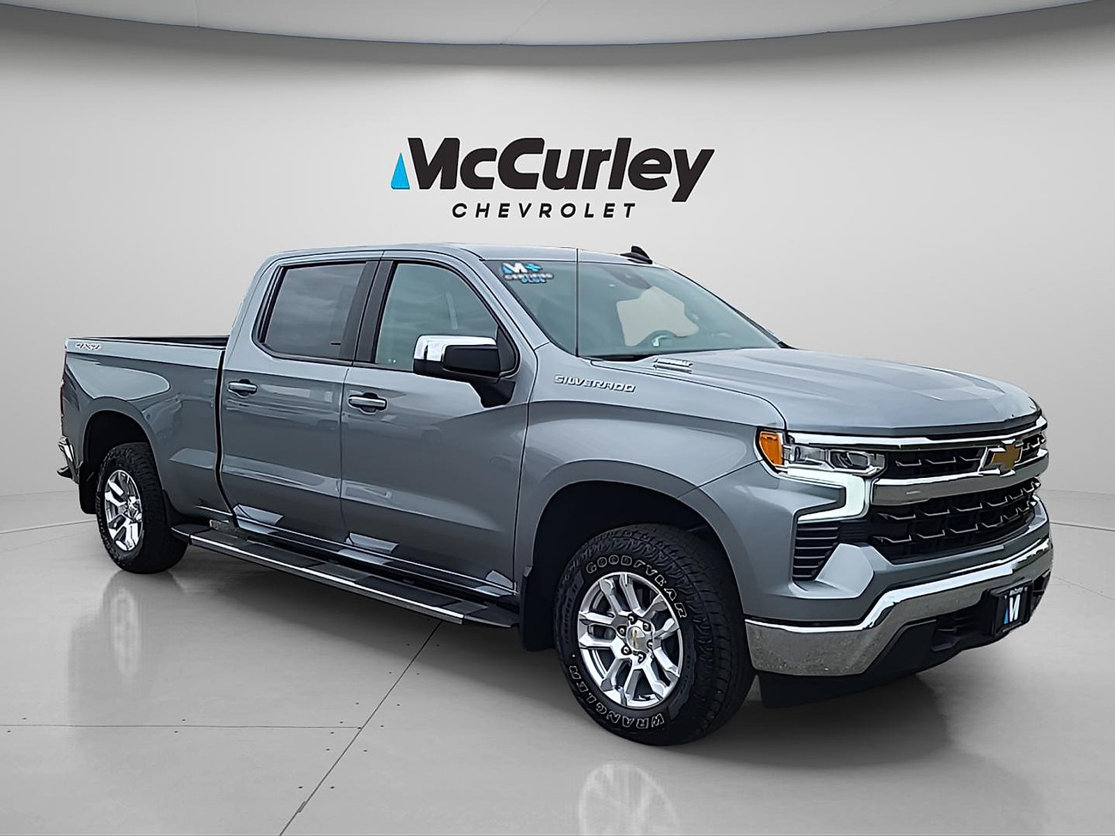 2025 Chevrolet Silverado 1500 LT 4X4 Crew Cab Short Box's photo