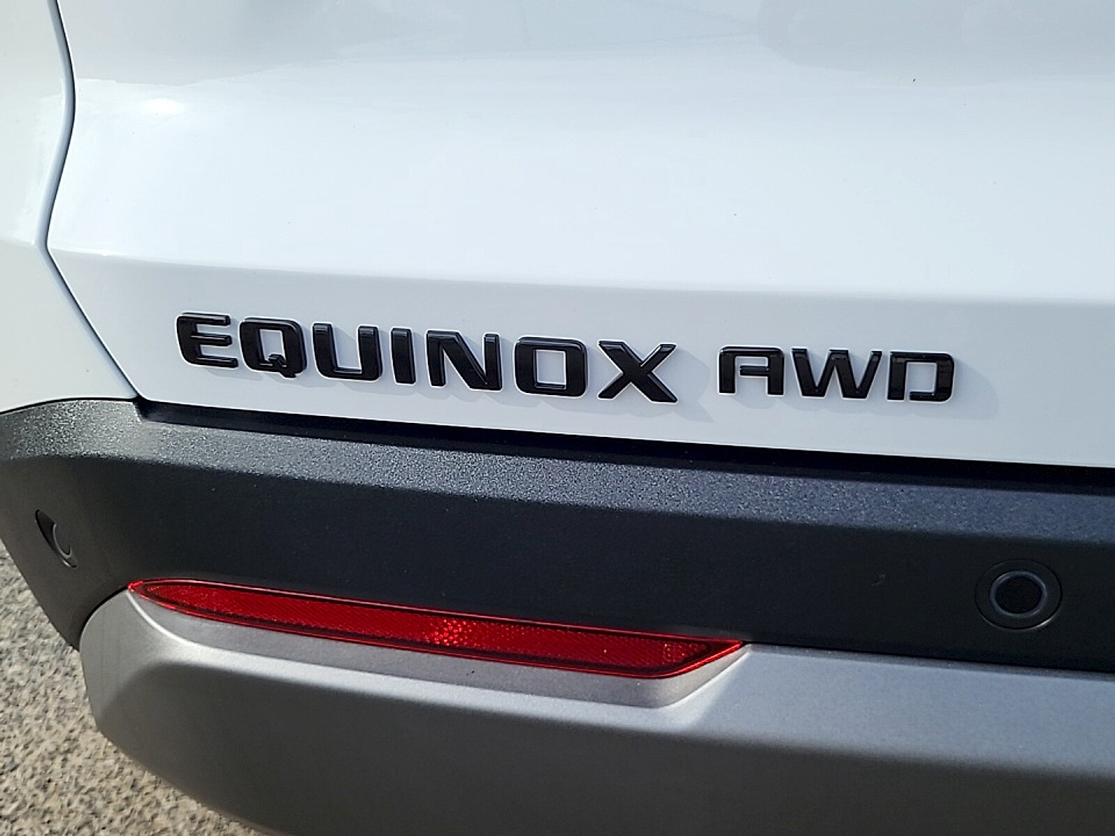 2025 Chevrolet Equinox LT - Photo 28