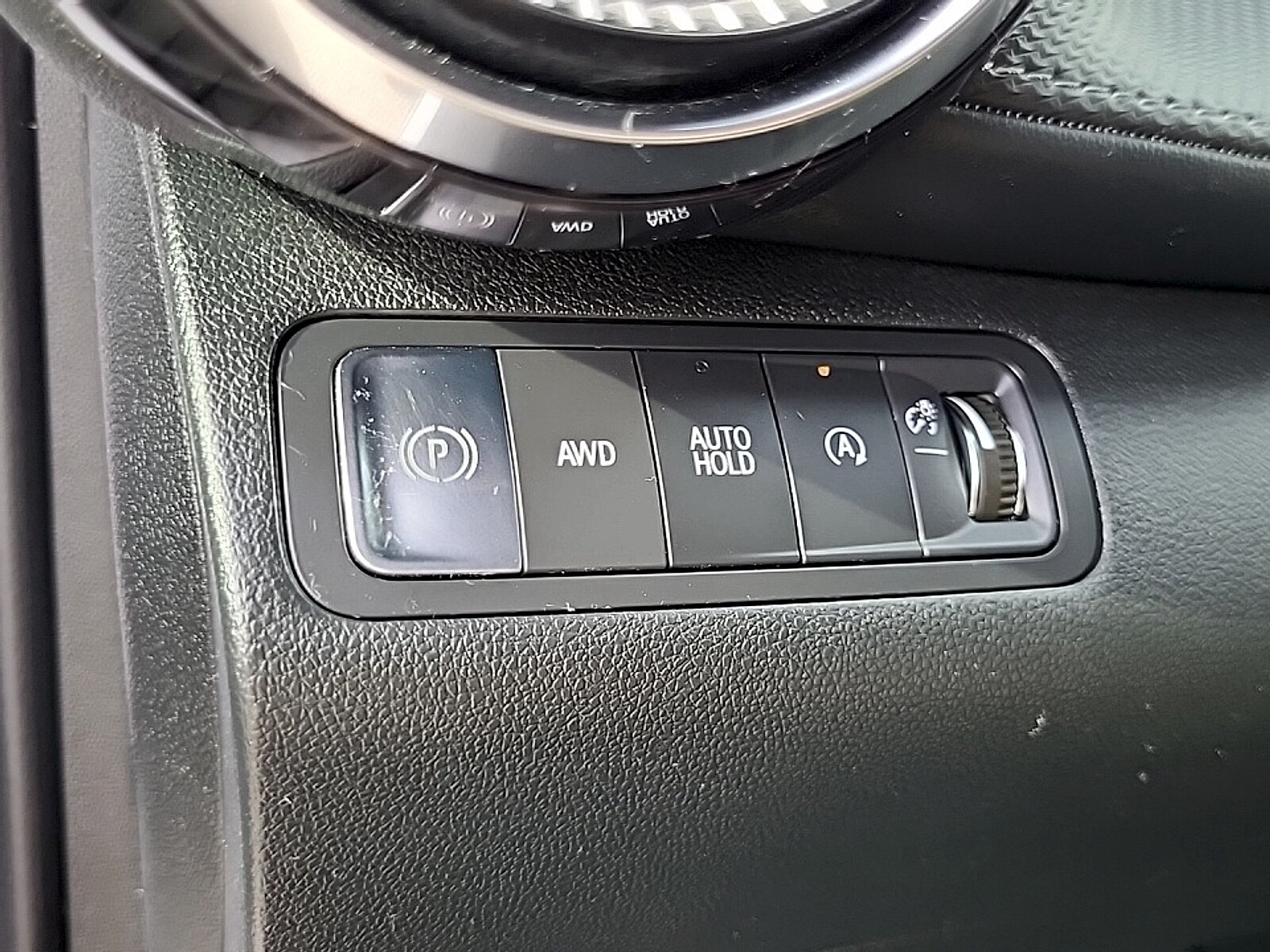 2025 Chevrolet Equinox LT - Photo 21