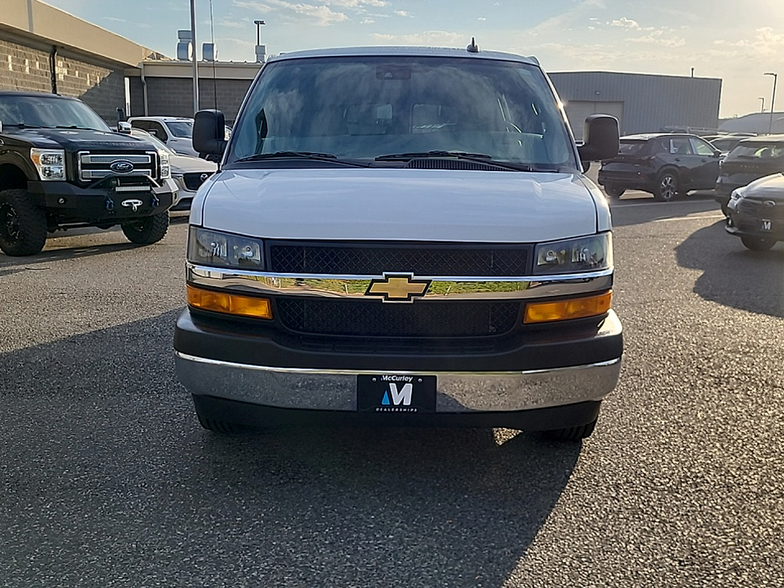 Used 2025 Chevrolet Express Passenger RWD 3500 Extended Wheelbase LT