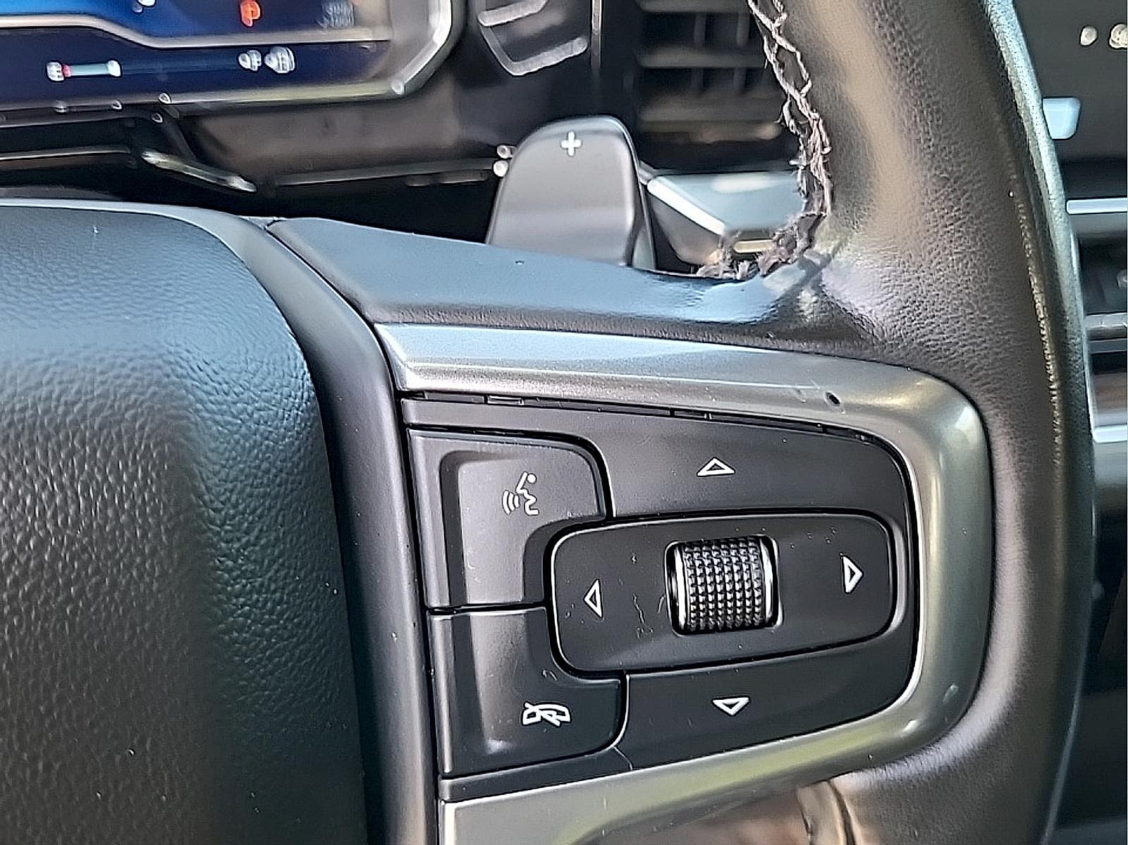 2025 Chevrolet Silverado 1500 LT - Photo 18
