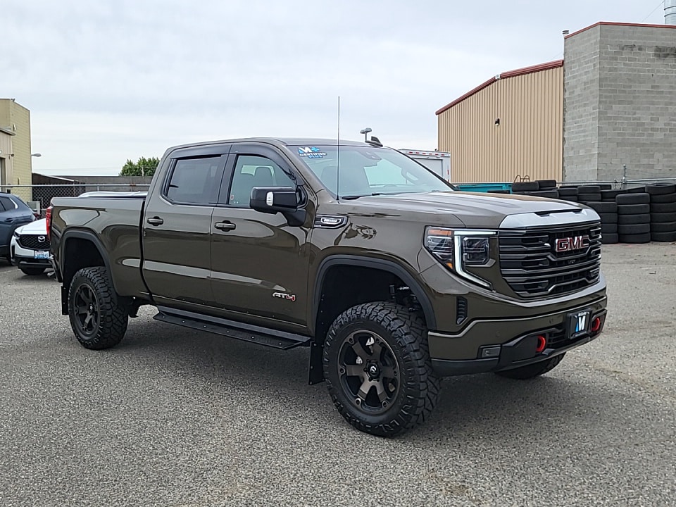 2024 GMC Sierra AT4 4WD Crew Cab Short Box's photo