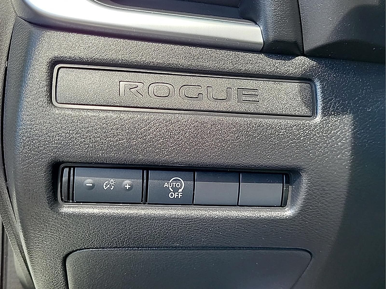 2024 Nissan Rogue S - Photo 20