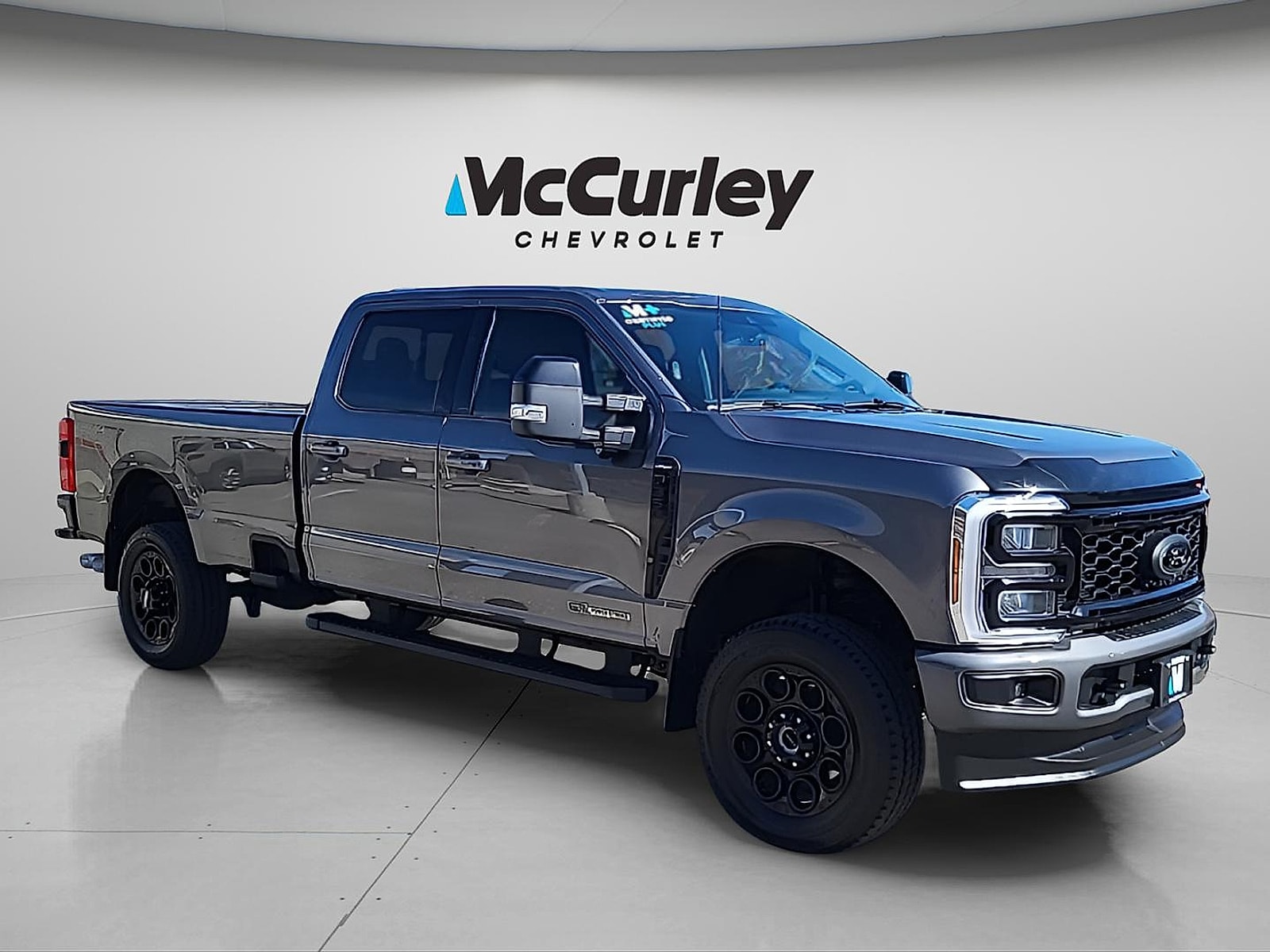 2025 Ford F-350 Lariat 4x4 Crew Cab 176 in SRW's photo