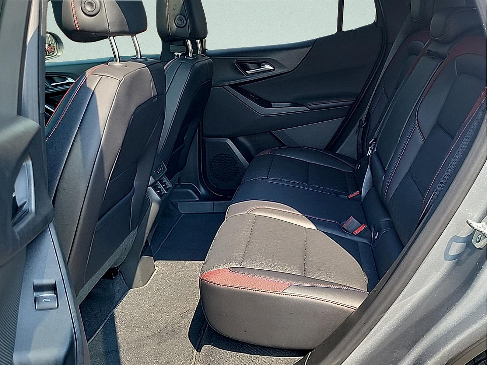 2026 Chevrolet Equinox RS - Photo 12