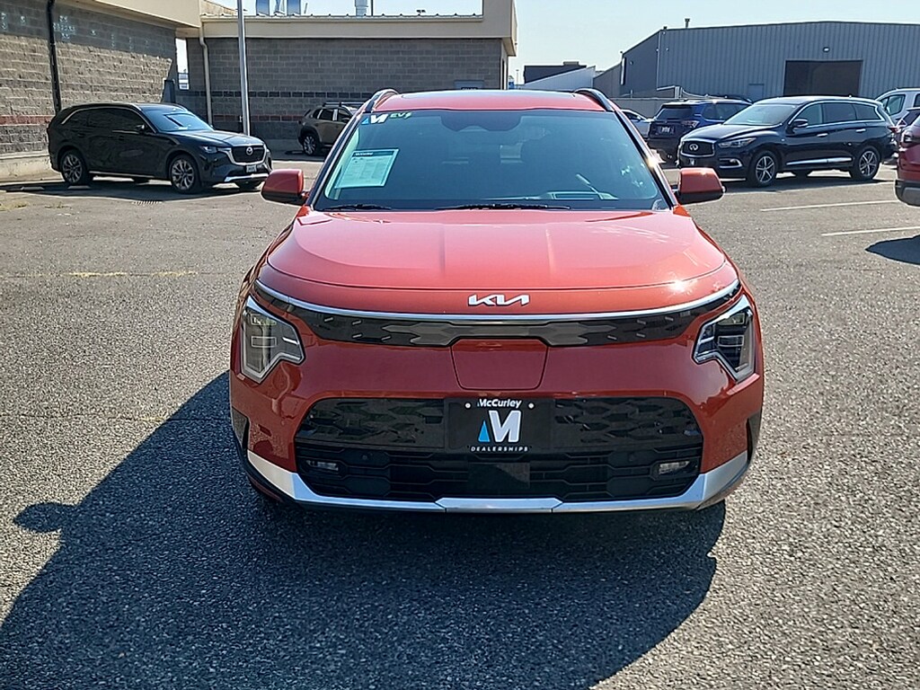 Certified 2023 Kia Niro EV Wave