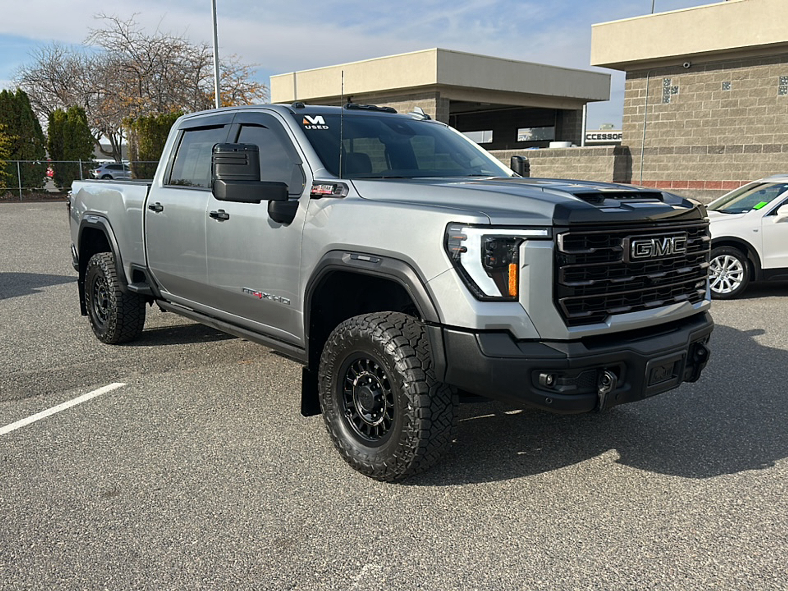 Used 2025 GMC Sierra 2500HD Crew Cab, Standard Bed, AT4X, 4WD