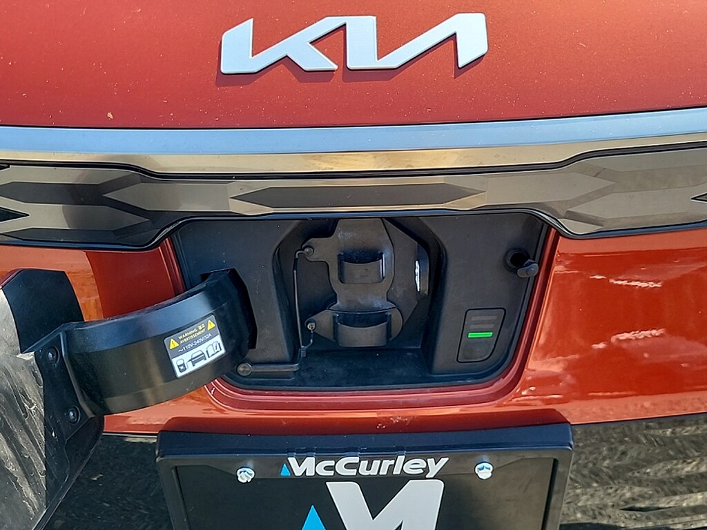 Certified 2023 Kia Niro EV Wave