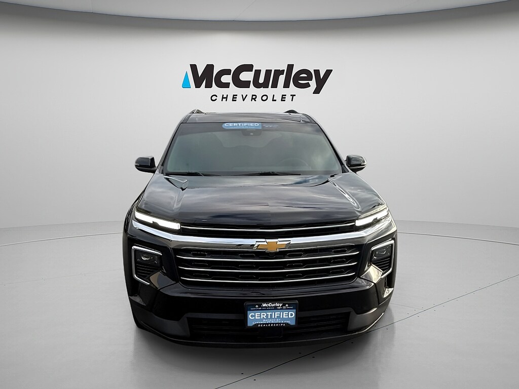 Certified 2025 Chevrolet Traverse AWD LT
