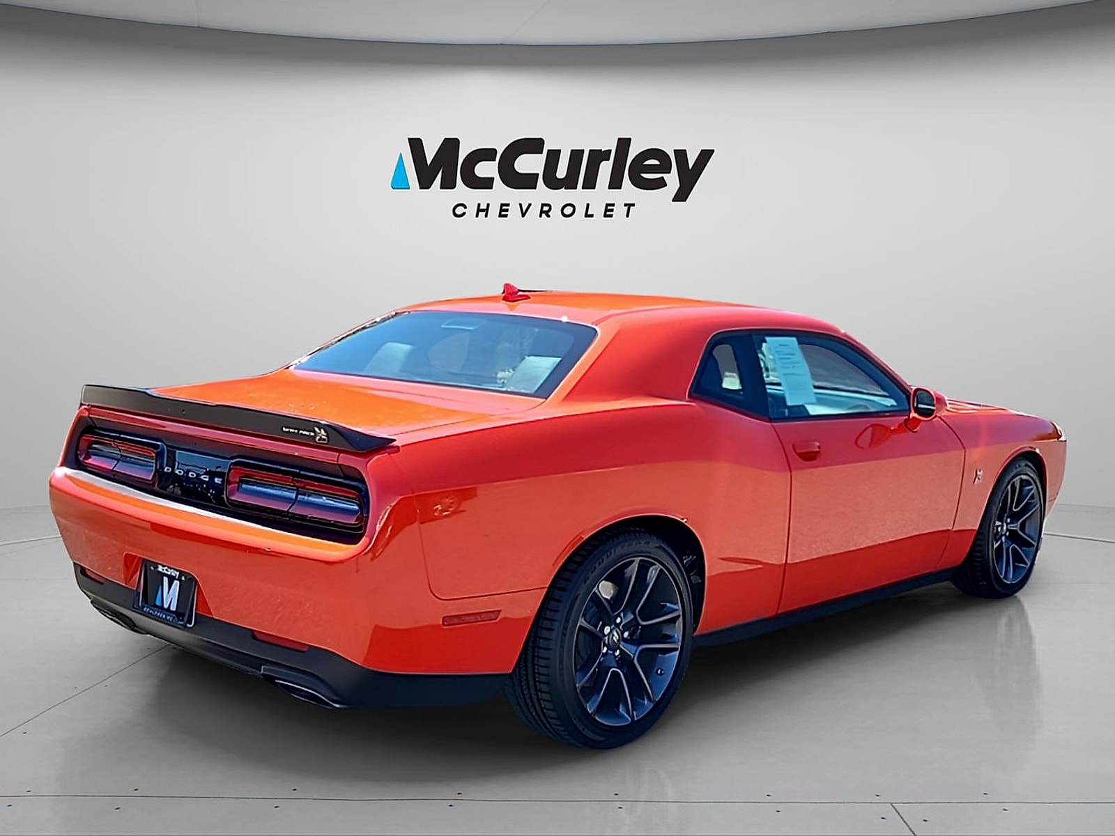 2022 Dodge Challenger R/T - Photo 7