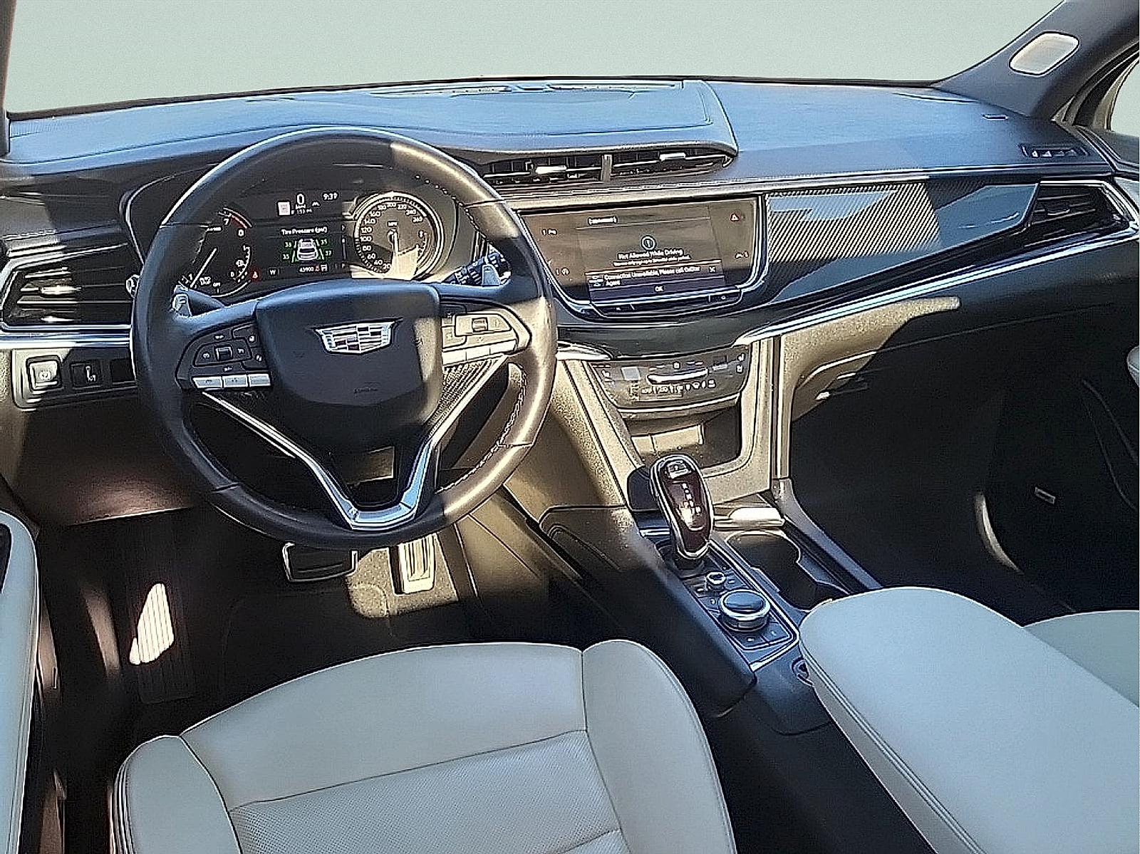 2023 Cadillac XT6 Sport - Photo 17