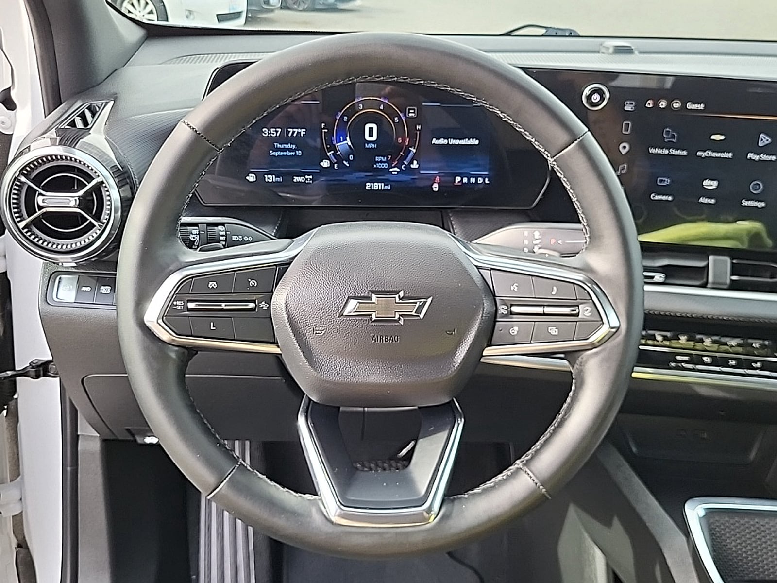 2025 Chevrolet Equinox LT - Photo 16