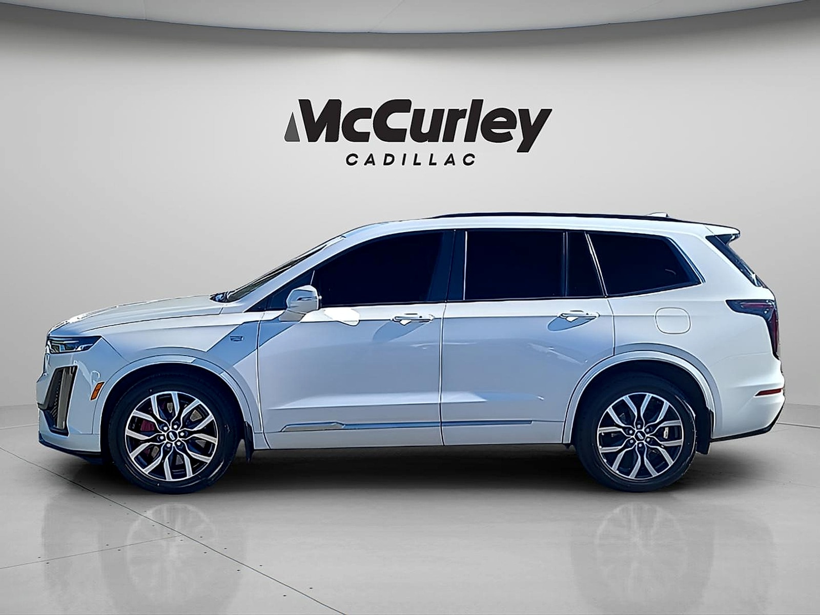 2023 Cadillac XT6 Sport - Photo 4