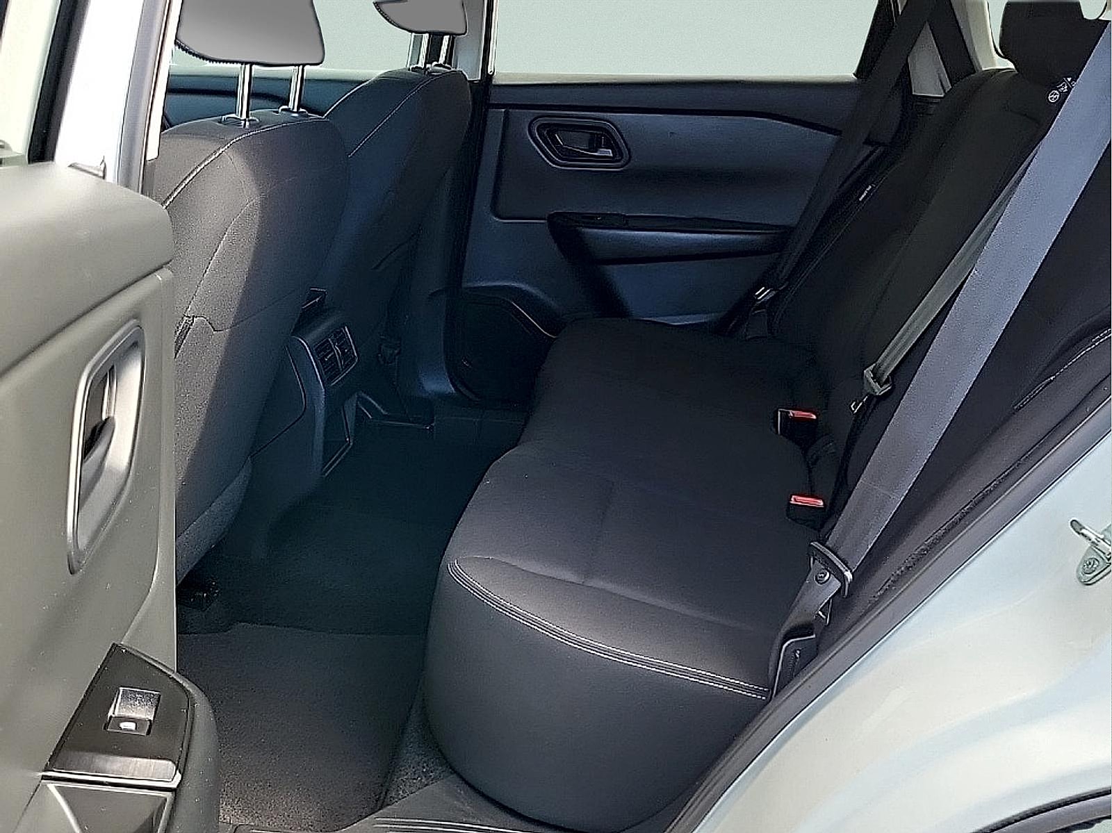 2024 Nissan Rogue S - Photo 12