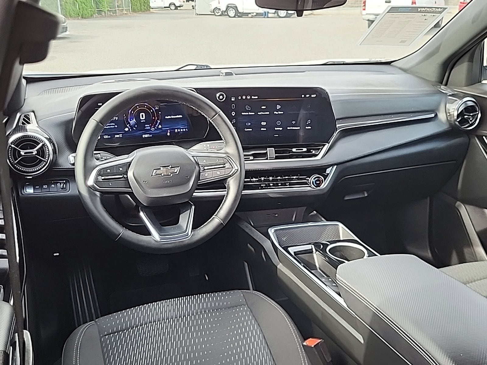 2025 Chevrolet Equinox LT - Photo 15