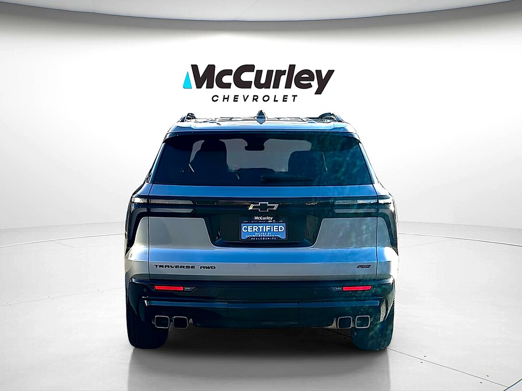 Certified 2025 Chevrolet Traverse AWD RS