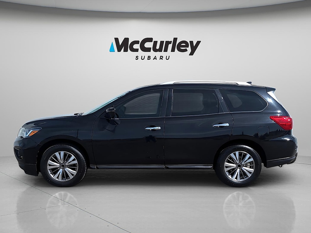 Used 2020 Nissan Pathfinder SL 2WD