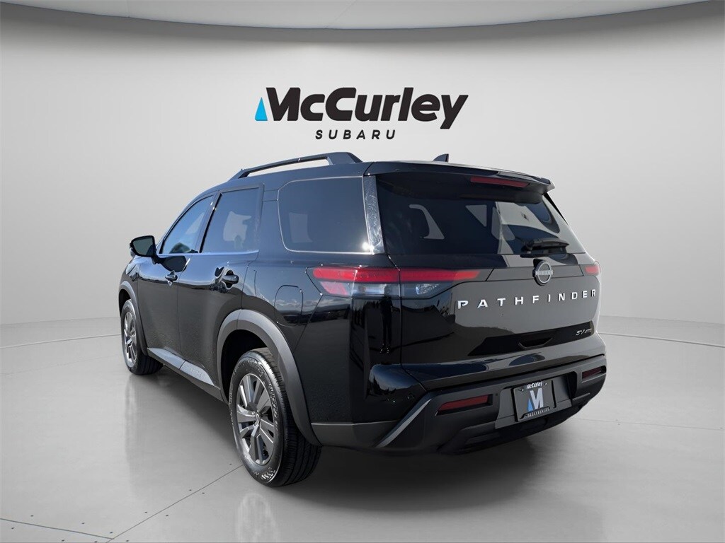 2024 Nissan Pathfinder SV photo 3