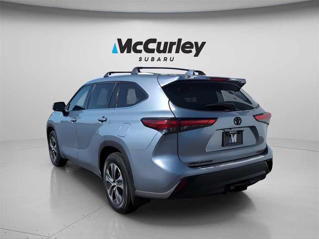 Used 2022 Toyota Highlander XLE SUV