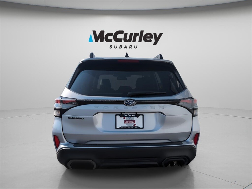 2025 Subaru Forester Limited photo 3