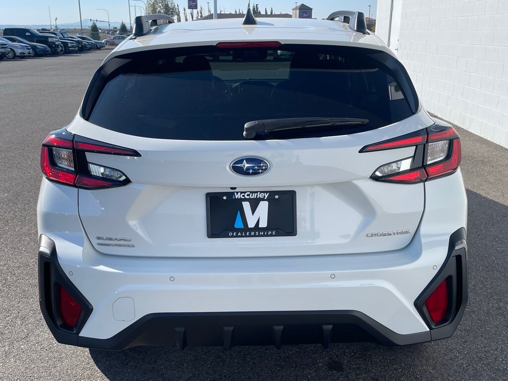 2025 Subaru Crosstrek Limited photo 3